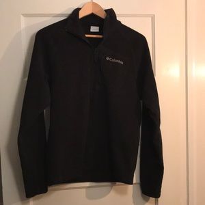 Columbia | 1/4’ zip up fleece sweater….Used 7/10 condition